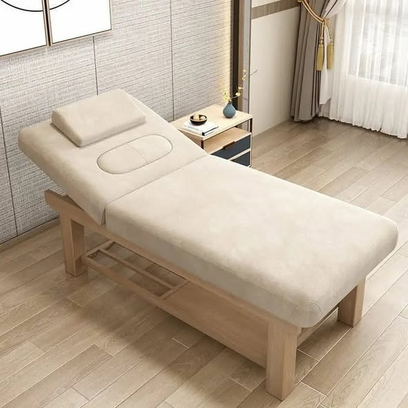 Lit de massage en bois
