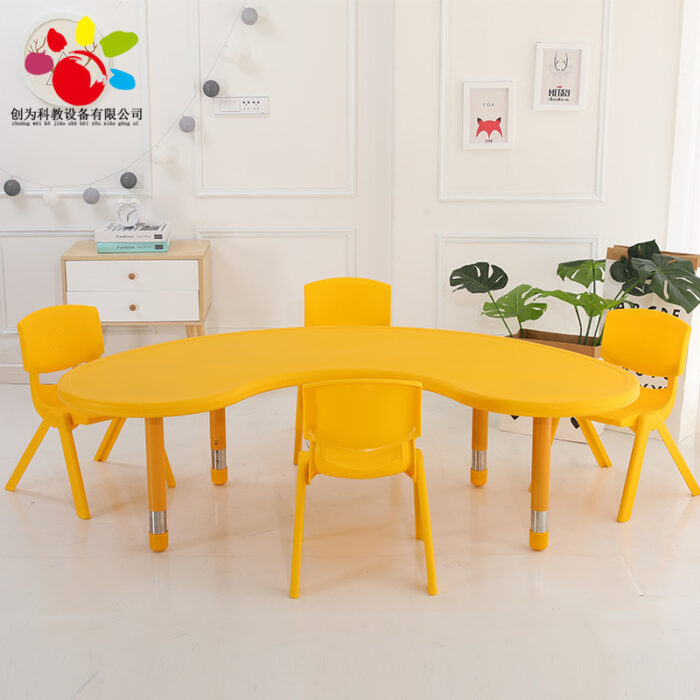 Table lune pour enfant